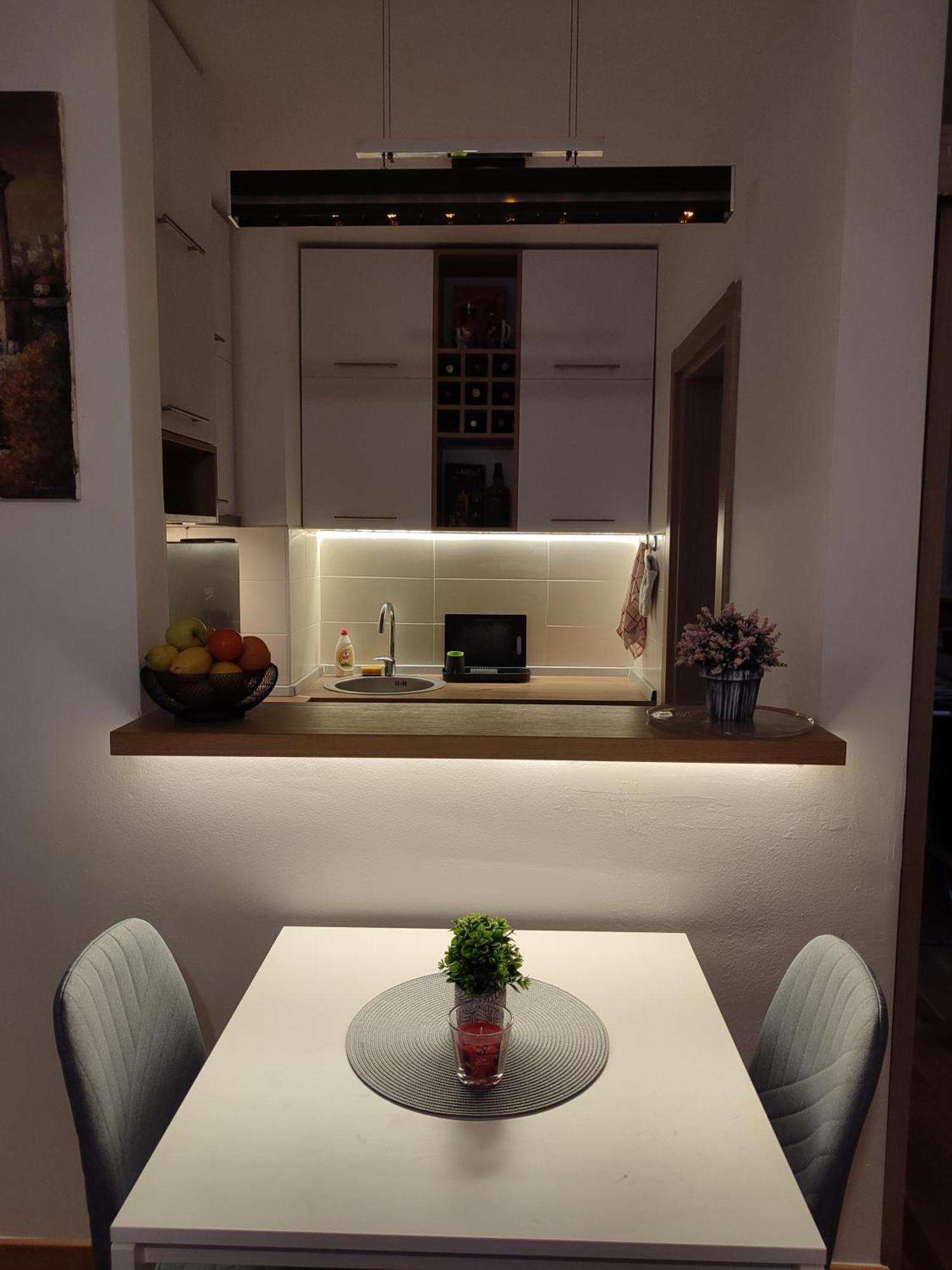 Lägenhet Moonze Apartman, Free Parking
