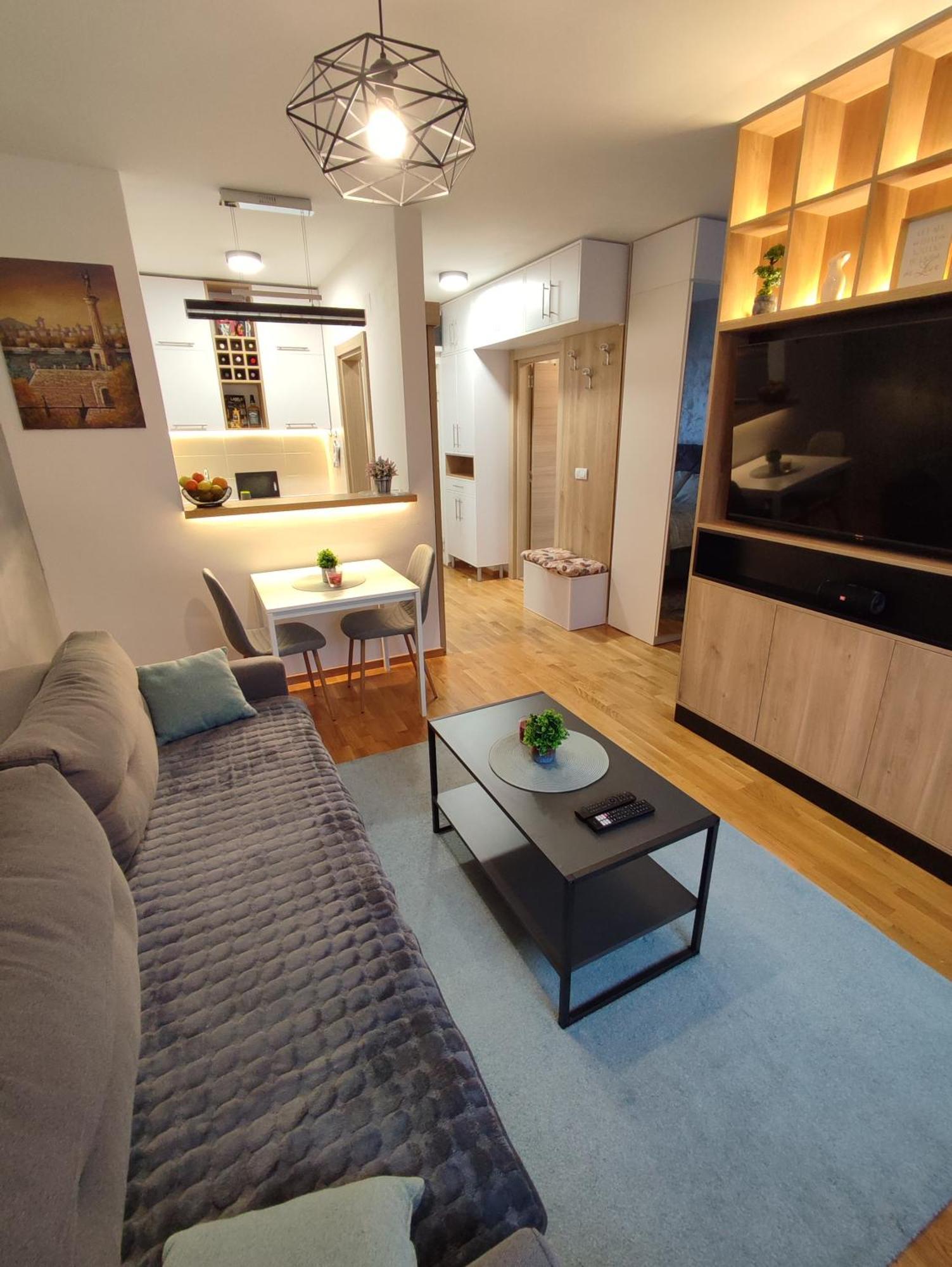 Lägenhet Moonze Apartman, Free Parking *