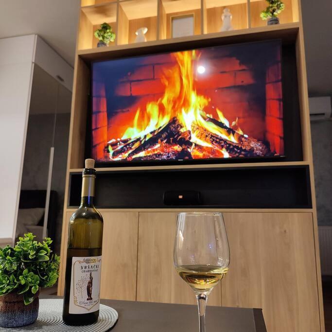 Lägenhet Moonze Apartman, Free Parking Belgrad